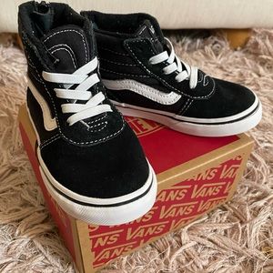 Black sk8r Vans 8.5 Toddler
